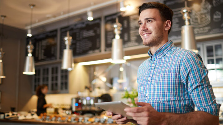 Licencias y requisitos para abrir cafetería en institutos públicos Andalucía