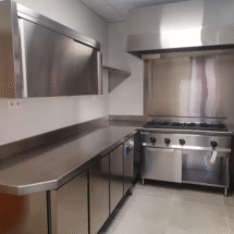El comedor municipal de San Esteban de Litera estrena cocina al iniciar el curso escolar