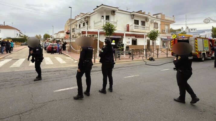 Incendio en una cocina de bar en la Estación Linares-Baeza: una llamada urgente a reforzar la seguridad en locales hosteleros.