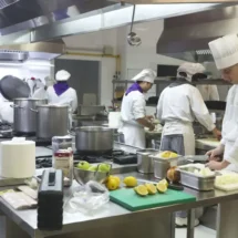 La formación gastronómica que fusiona tradición y vanguardia en Huesca. Un arranque aromático para unas jornadas con identidad propia.
