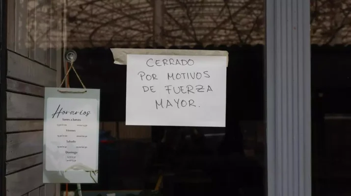 Tres incendios registrados en distintos restaurantes de Zaragoza. Tres intervenciones de los bomberos en una sola jornada.