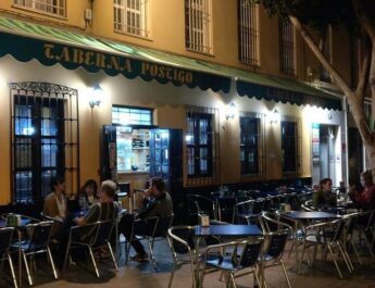 Requisitos para abrir un bar en Almería. Guía normativa, técnica y administrativa para una apertura segura y rentable.